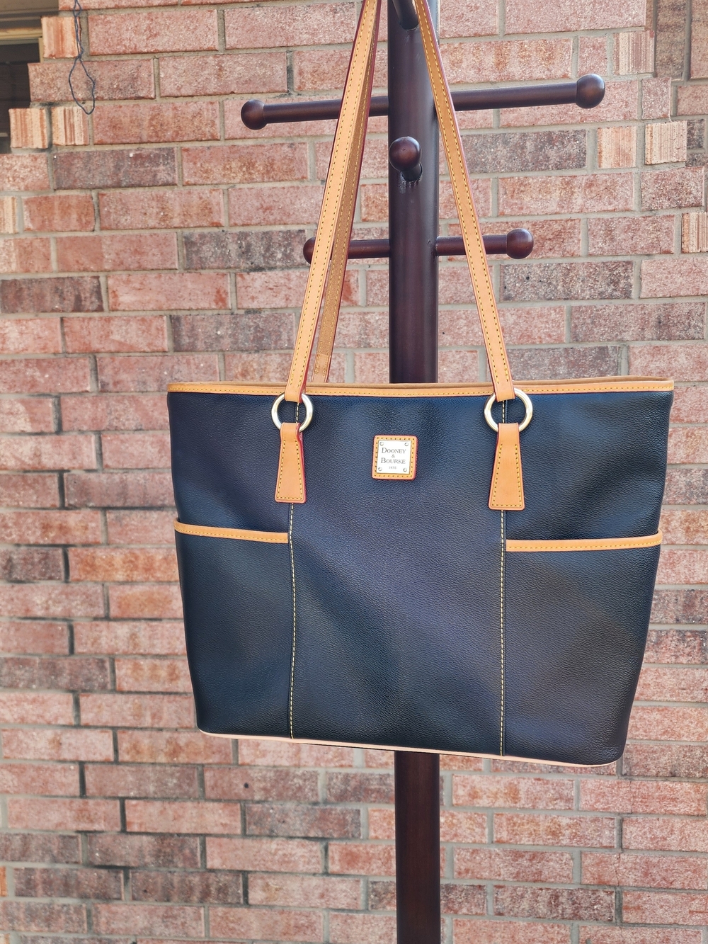 Authentic Dooney & Bourke Pebble Grain Shopper Tote - Black with Tan Trim